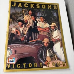 Jackson’s Victory Tour By Pepsi Magazine / 1984